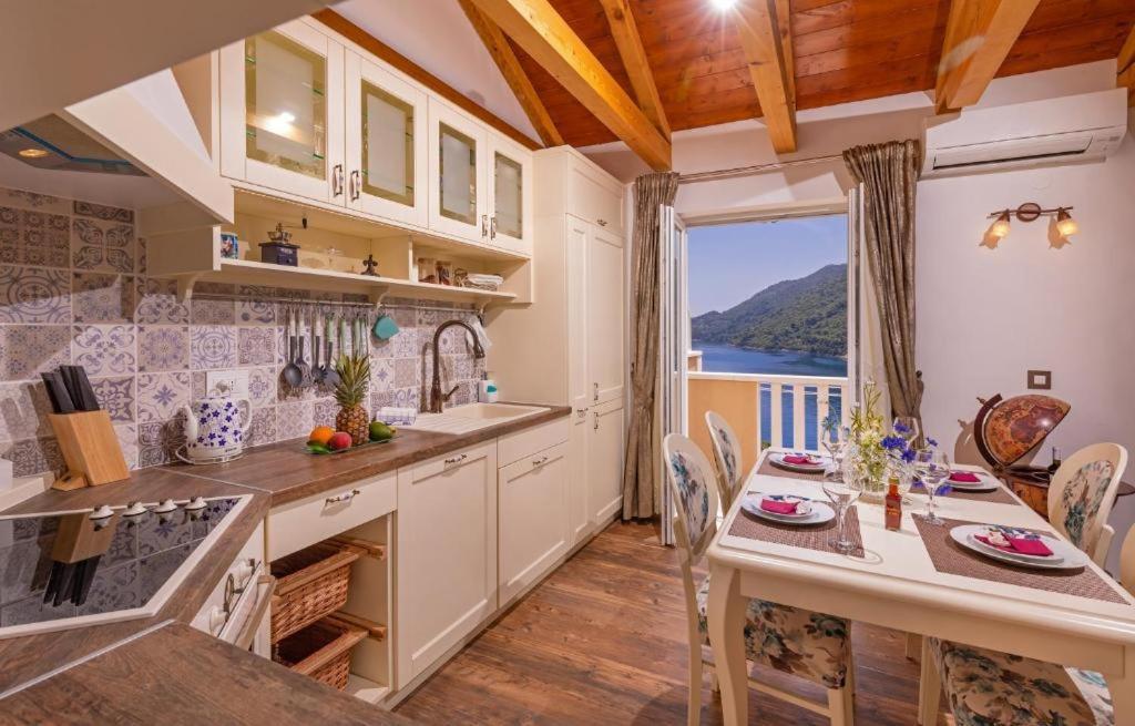 Apartments More Luxury Sobra المظهر الخارجي الصورة